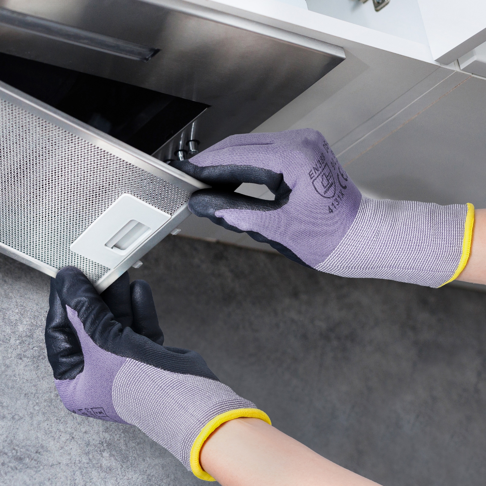 Work Gloves 12-Pair Touch Screen Nitrile-Coated Garden Construction Gloves_voghion.com
